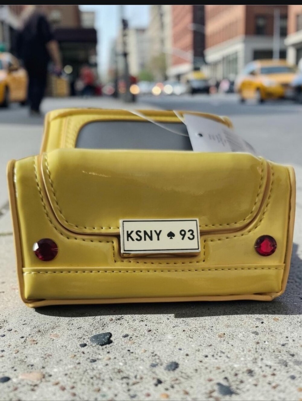 Kate Spade NY 3D Taxi Crossbody Bag NEW - Picture 7 of 8